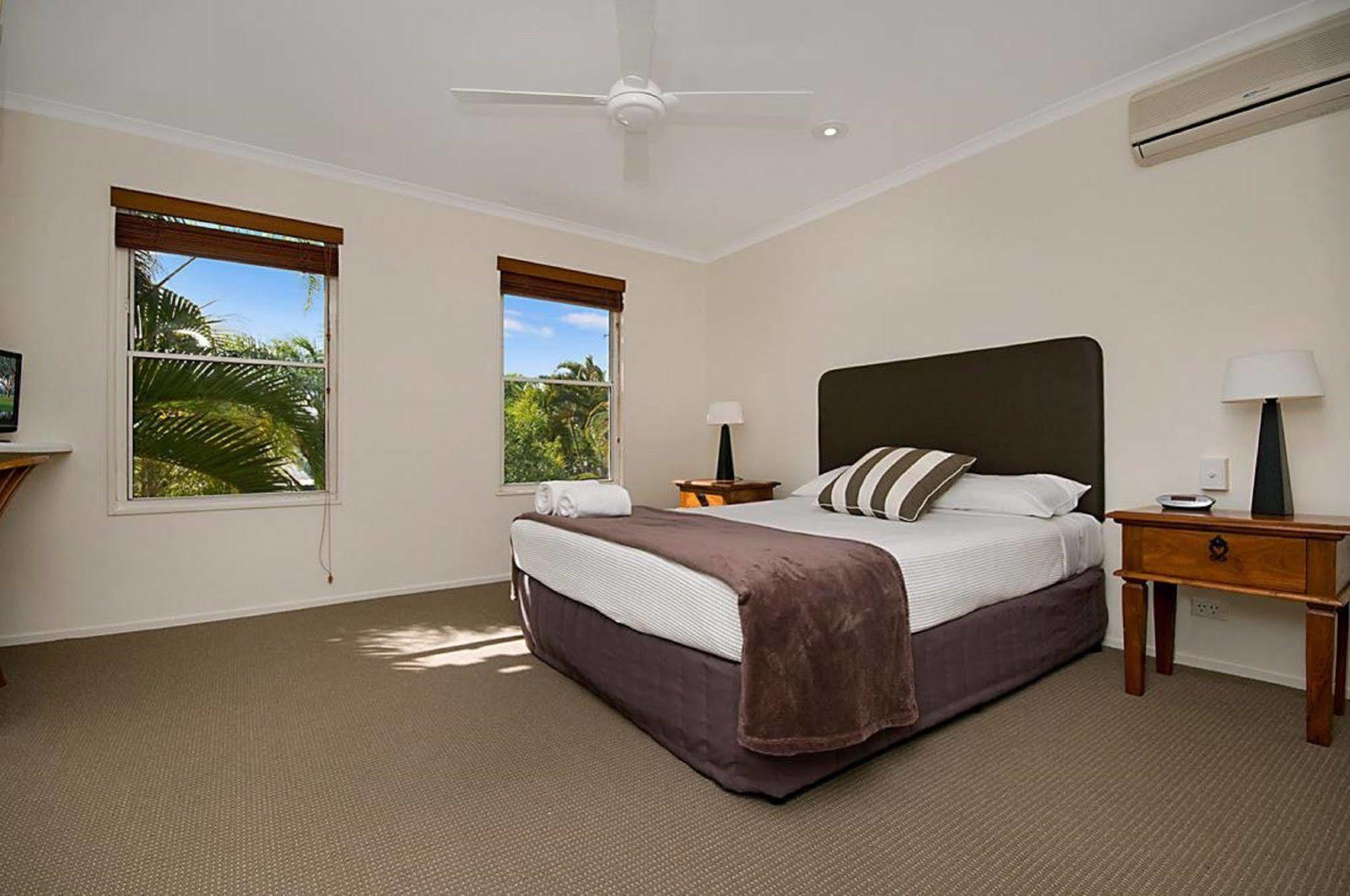 Skippers Cove Waterfront Aparthotel