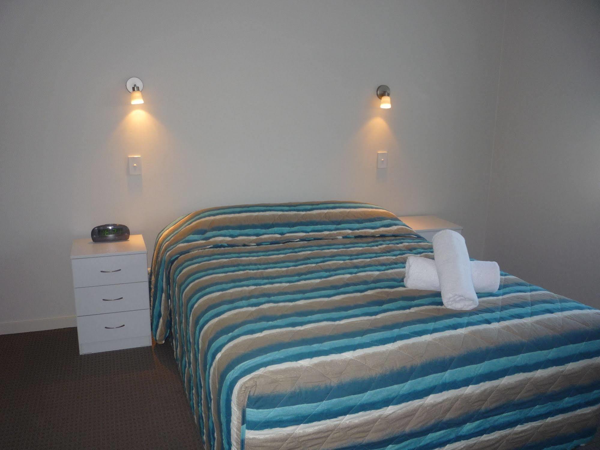 Regatta Noosa Aparthotel 4*