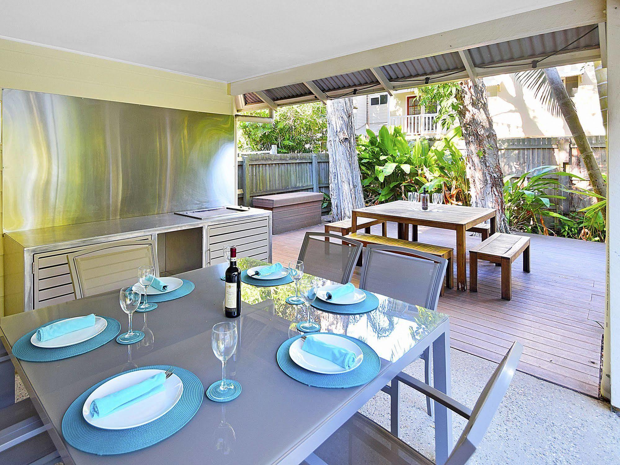 Sunset Cove Noosa Aparthotel